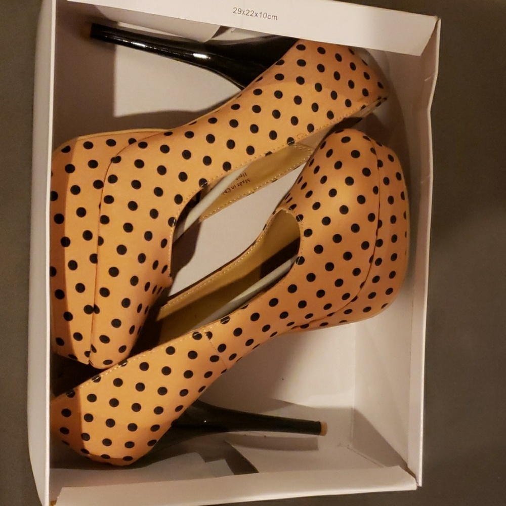 Pink and Black Polka Dot Pumps